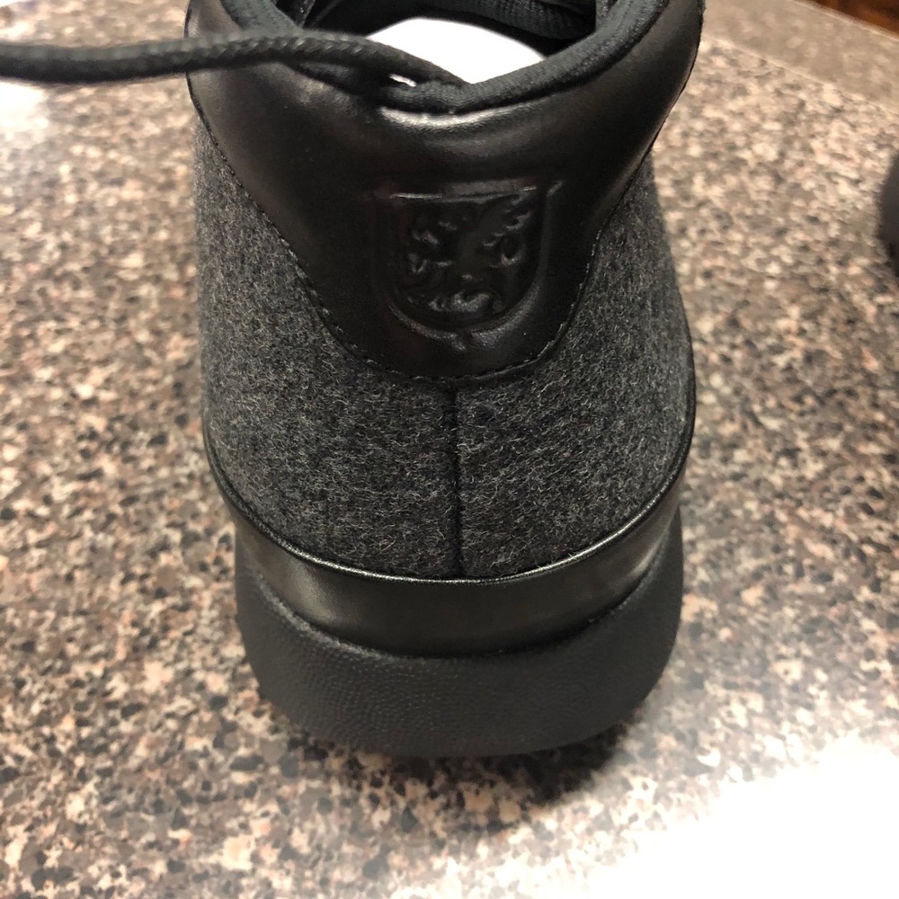 Men’s Stacy Adams “Hartley” charcoal boots. - Picture 6 of 6